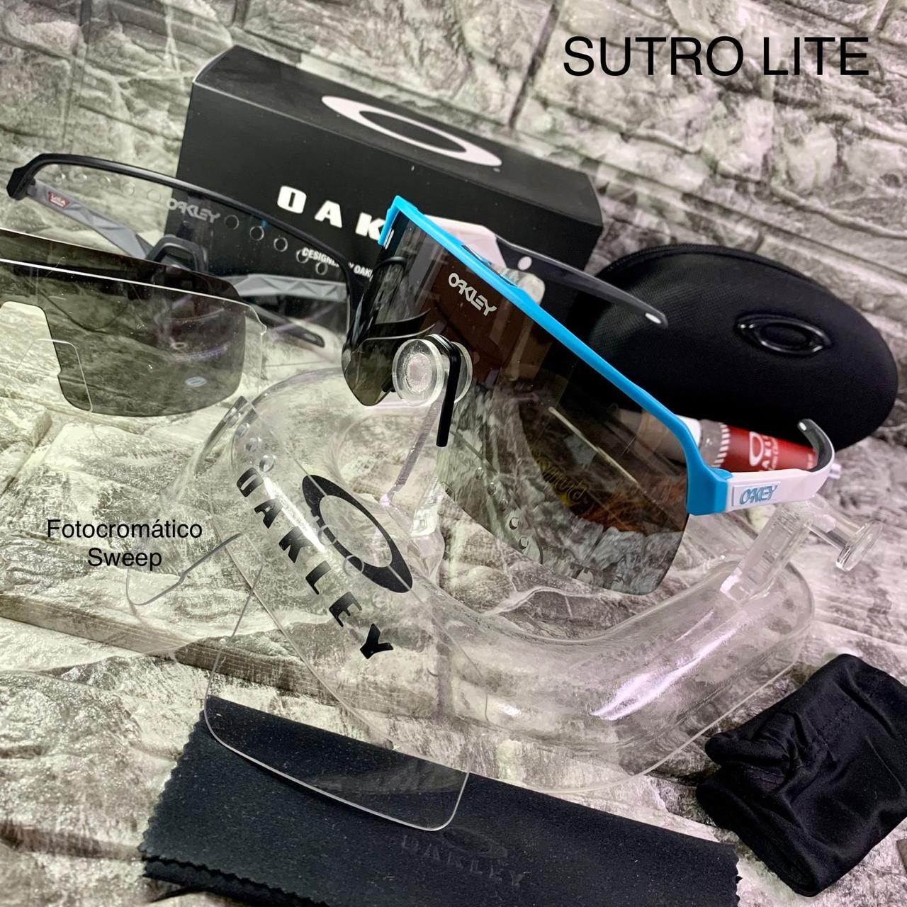 GAFA OAKLEY SUTRO LITE